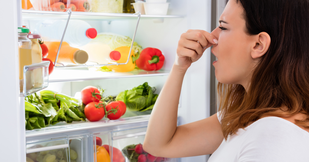 Comment identifier et enlever les odeurs de cuisine ? - Okay