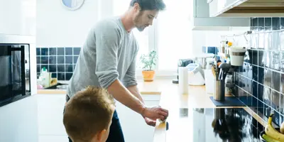 Les 10 règles d'hygiène en cuisine pour une famille en pleine santé
