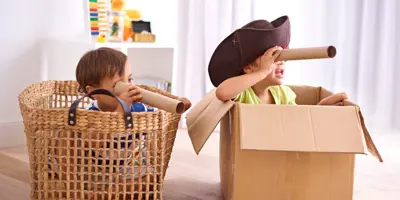 Tout le monde sur le pont pour fabriquer une longue-vue de pirate !