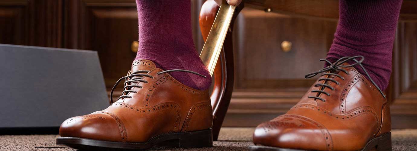 Snazzy schuld verwijzen Schoenen poetsen | Leren schoenen & laarzen onderhouden - Okay