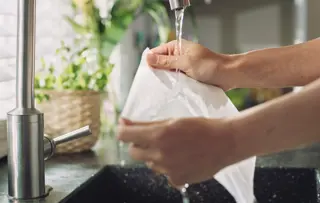 Essuie tout mouillé résistant.