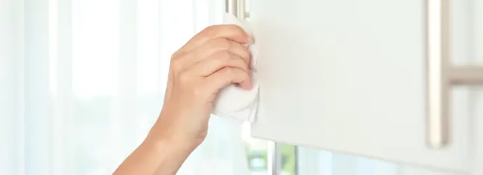 Nettoyer les meubles de cuisine : adieu aux graisses