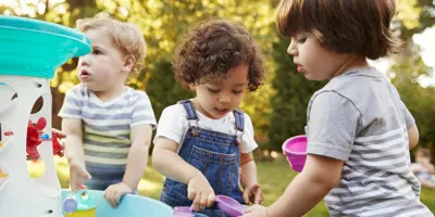 5 idées de jeux d’eau pour les enfants