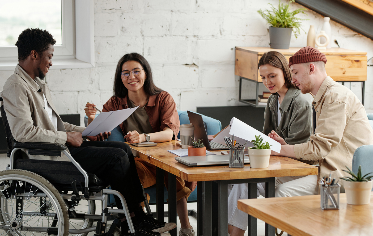 Les avantages de la diversité : un futur construit sur l’inclusivité
